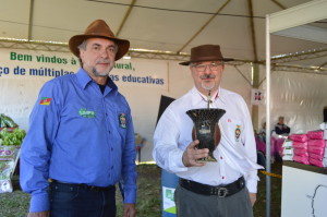 Secretário Rossano e prefeito Abrahão